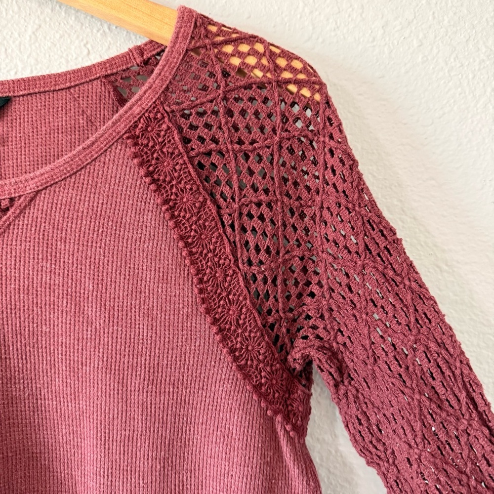 Lucky Brand Burgundy Red Boho Cotton Crochet Knit Long Sleeve Top Women's Medium - Picture 3 of 7